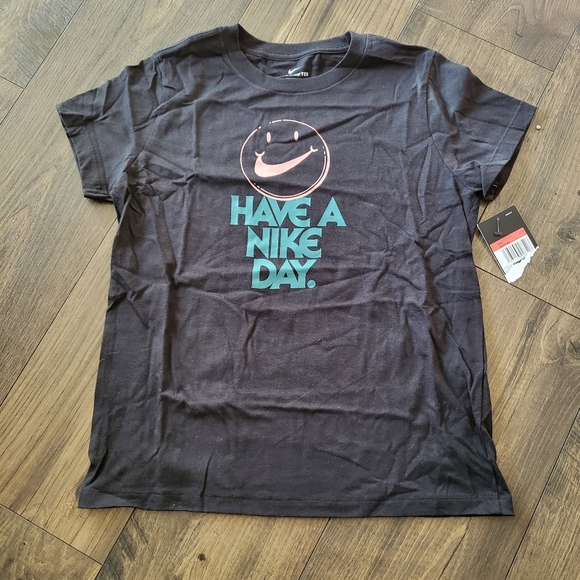 Nike Girls Have A Nike Day Shirt Girls Large CN0377 010 Color Black Smile 092024 - Picture 6 of 6